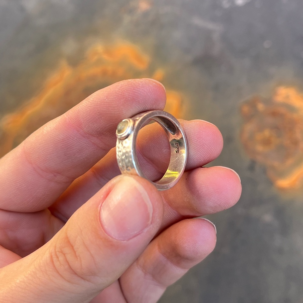 2/$40 🌸 VTG Hammered Sterling Silver Ring Small Stone Pendant - Picture 8 of 12